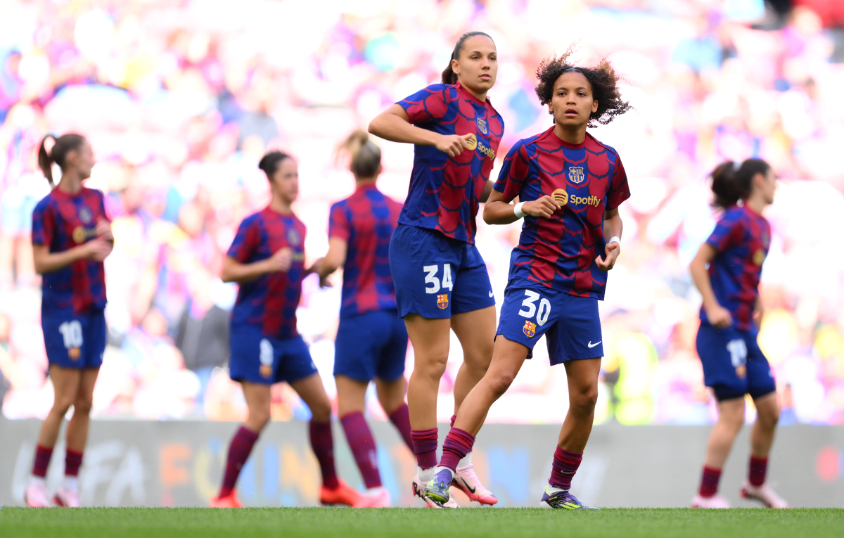 女子足球比赛中，一支实力派球队展现出色表现的简单介绍