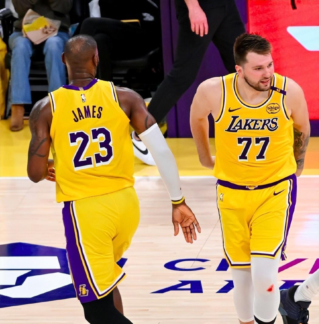 关于欧预赛比赛进入白热化，屡现爆炸性对决的信息