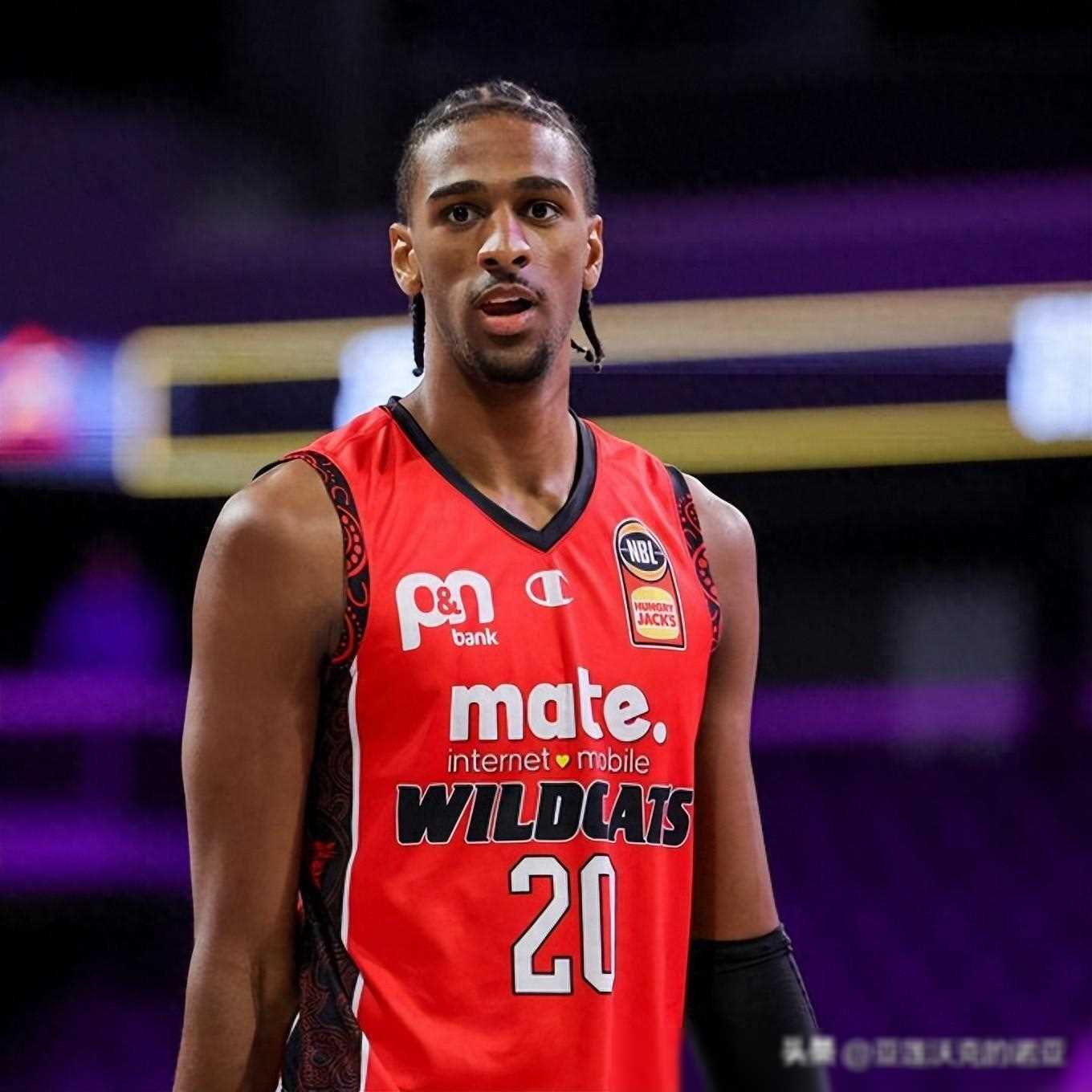 关于NBA名宿金镶玉携手出征,引发篮球界关注的信息 关于NBA名宿金镶玉携手出征,引发篮球界关注的信息