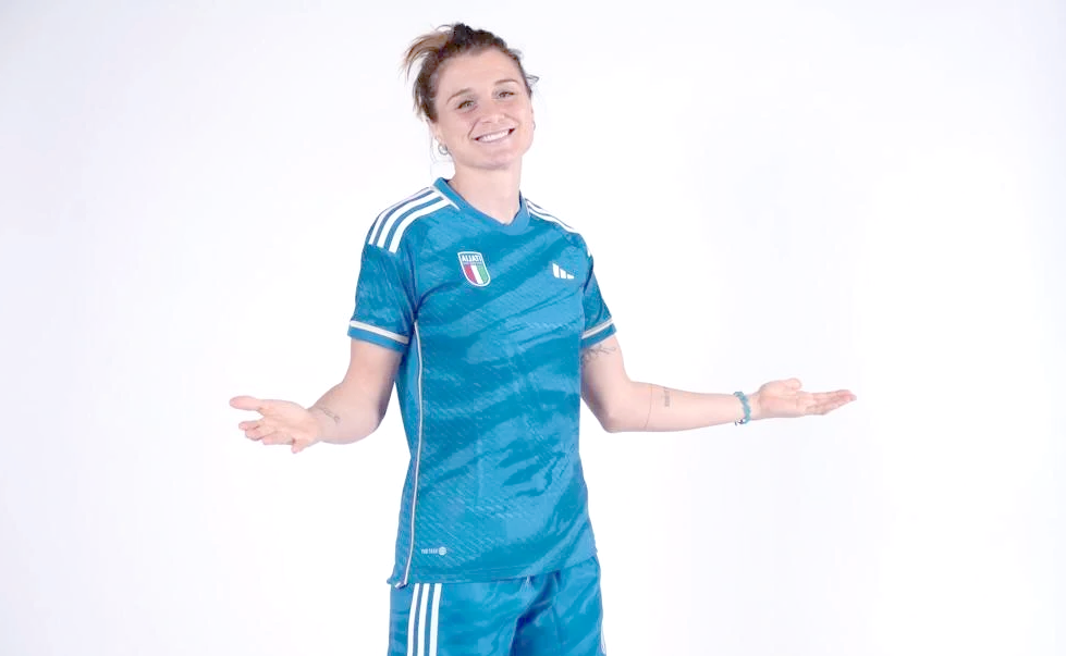 意大利女足球员赛后接受媒体采访