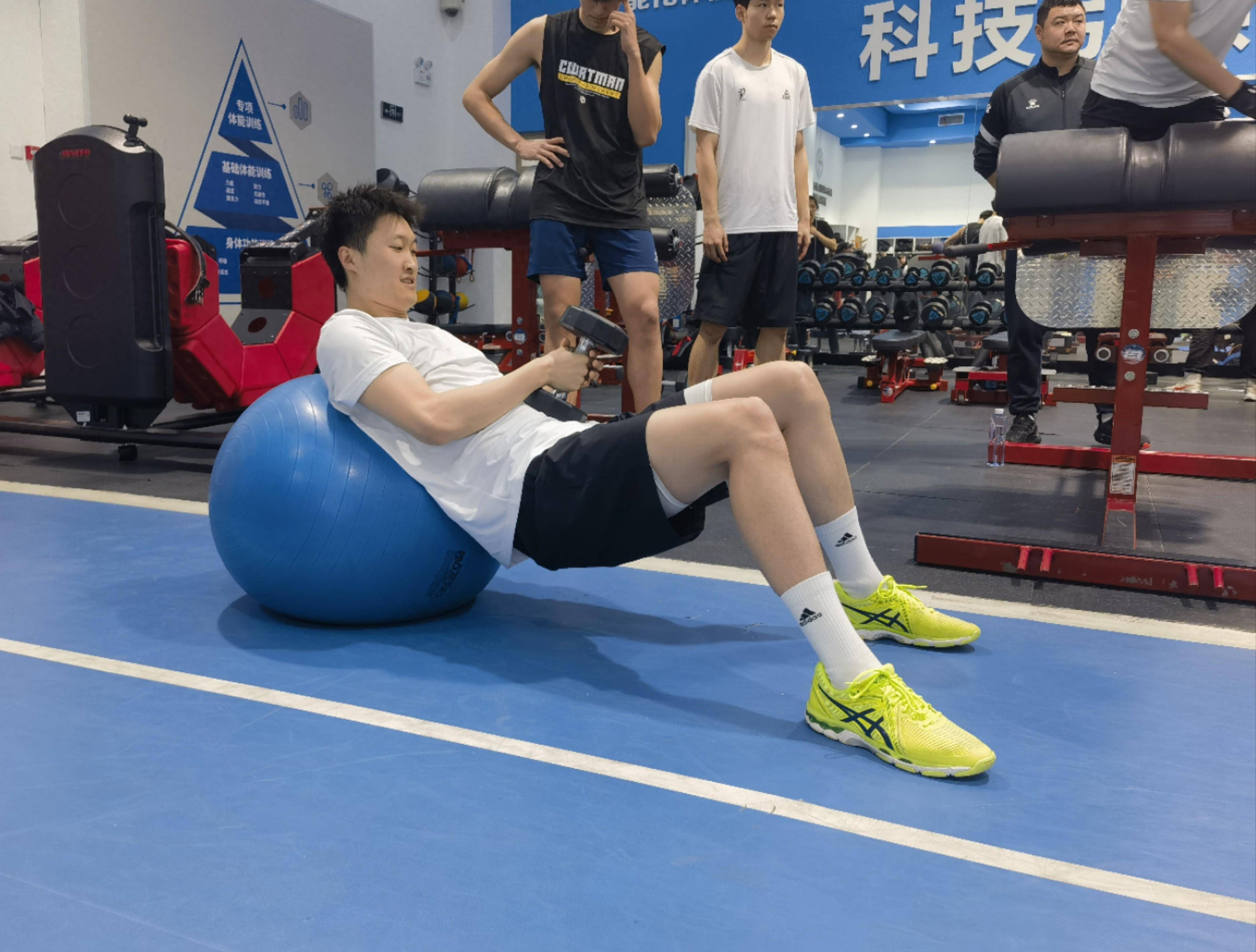 关于塞维利亚机会渺茫?全力备战关键生死战的信息 关于塞维利亚机会渺茫?全力备战关键生死战的信息