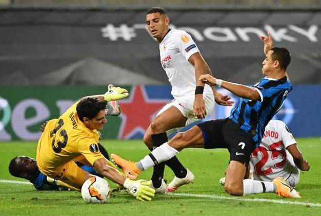 关于圣埃蒂安主场失利,保级形势严峻的信息 关于圣埃蒂安主场失利,保级形势严峻的信息