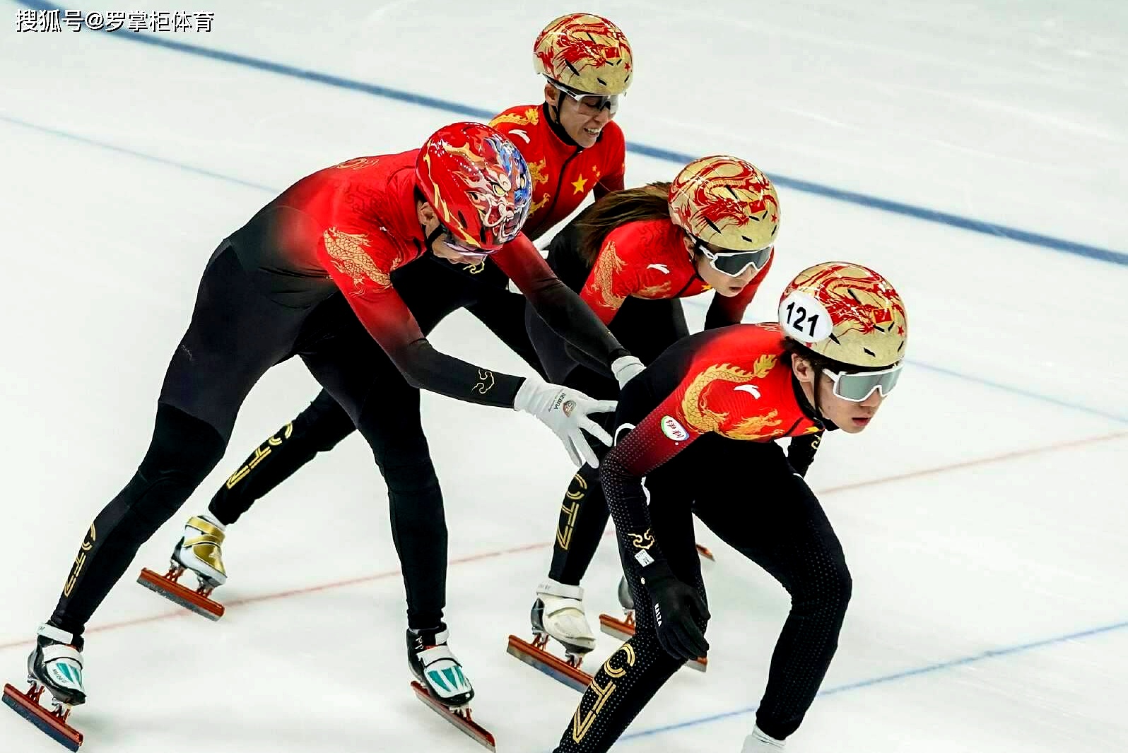 比赛中的风云变幻,球员们顽强抗争 比赛中的风云变幻,球员们顽强抗争