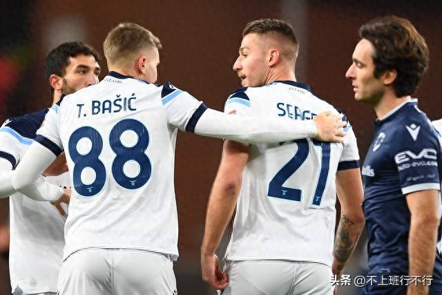 西班牙人签下英超边锋，增强进攻实力