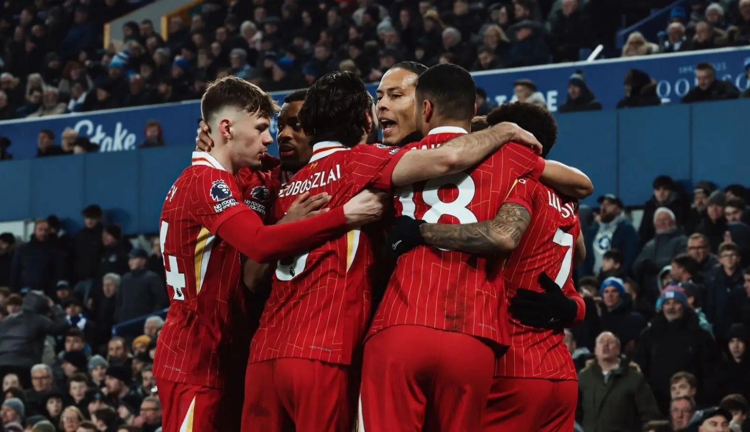 关于双方势均力敌,利物浦绝杀埃弗顿夺胜的信息 关于双方势均力敌,利物浦绝杀埃弗顿夺胜的信息