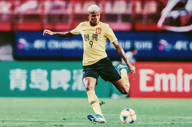 包含河床全力冲击冠军,关键球员备战状态受关注的词条 包含河床全力冲击冠军,关键球员备战状态受关注的词条