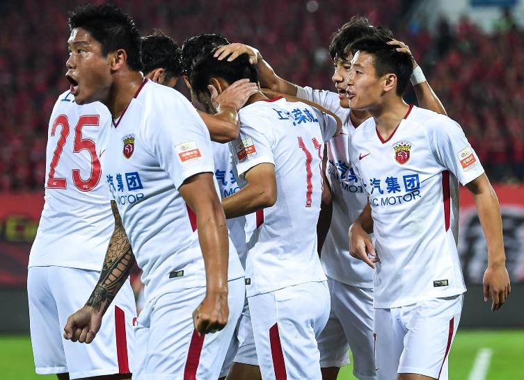 上港客场不敌恒大，跌至第四